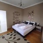 Mo Relax Vendeghaz 度假居 *