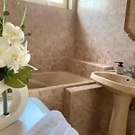 Mo Relax Vendeghaz 度假居
