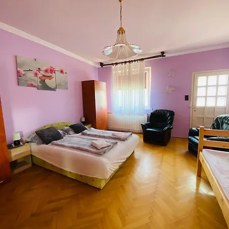 Mo Relax Vendeghaz Morahalom