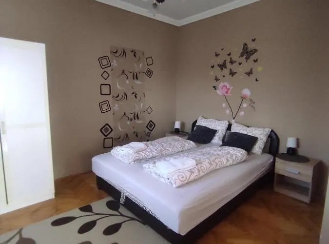 Mo Relax Vendeghaz بيت للعطل *